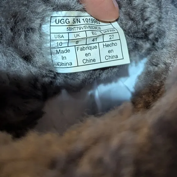 UGG Grey Daelynn Boots Shearling Suede Size 10