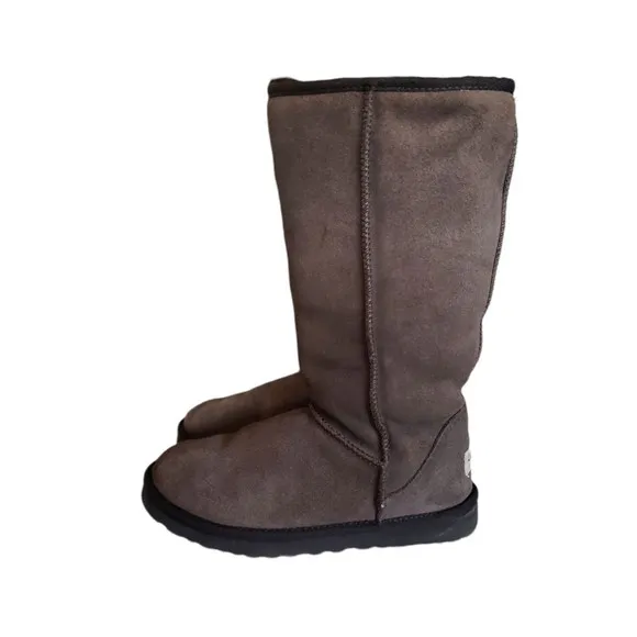 UGG Grey Sheepskin Classic Tall Boots 5815 Women's Size W 7