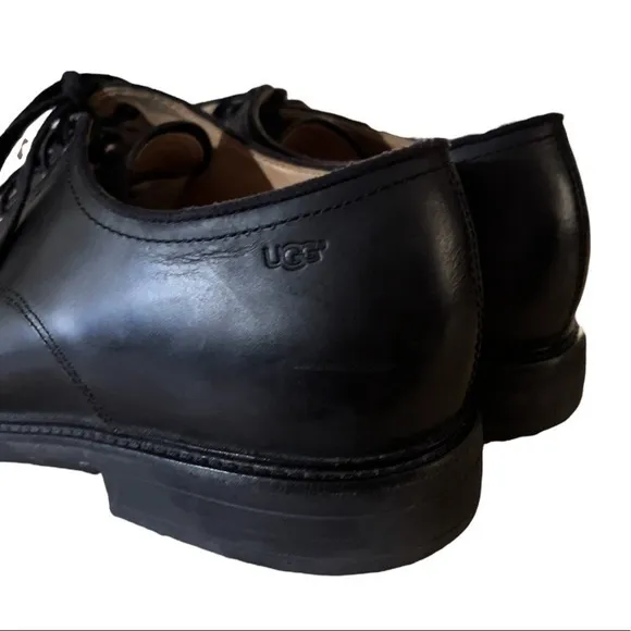UGG‎ Jovin Black Leather Oxford Shoes