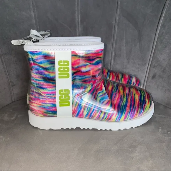 UGG kids classic clear mini Pixelate boots