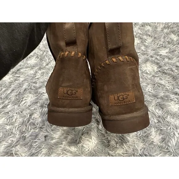 Ugg Men's Classic Mini Short Brown Boots Size 18 1006523