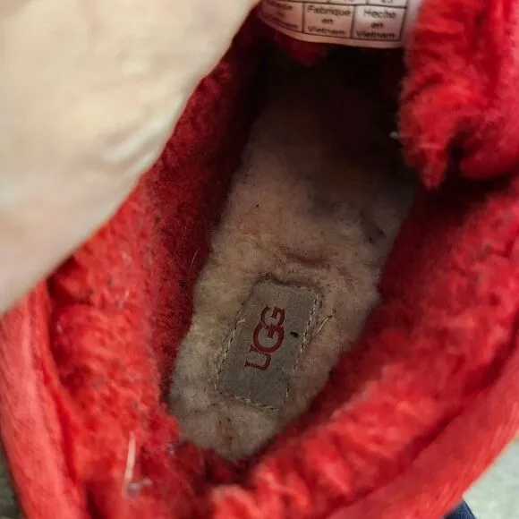 UGG Neumel Chukka Lace-up Red Suede Sherpa-lined Boots #3236 SZ 7