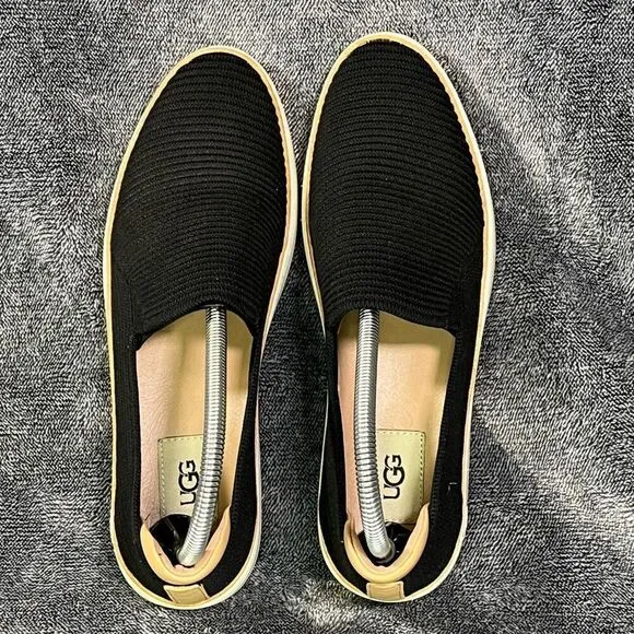 UGG Solid Black Fabric W/ Leather Trim Slip On Casual Shoes US Size 9