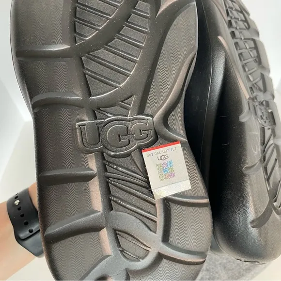 Ugg Sport Yeah Black Rubber Shoes Clogs Sandals 7