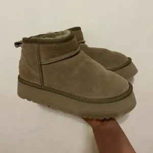 UGG treadlite  platform Classic Ultra Mini Boots