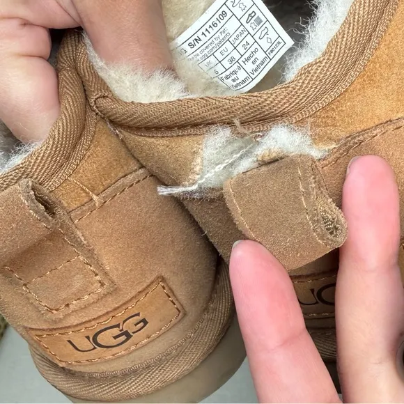 Ugg Ultra Classic Mini Boots
