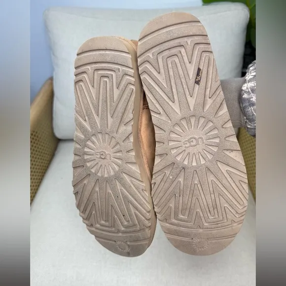 Ugg Ultra Classic Mini Boots