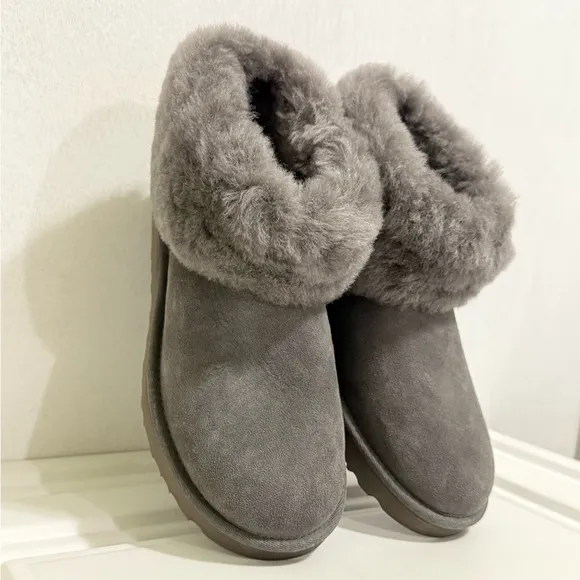 Ugg women Classic Mini Fluff new