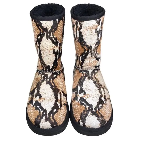 UGG Women’s Classic Reptile Snake Cream Black Winter Boots Size US 6