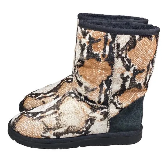UGG Women’s Classic Reptile Snake Cream Black Winter Boots Size US 6