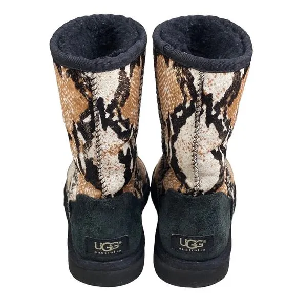 UGG Women’s Classic Reptile Snake Cream Black Winter Boots Size US 6
