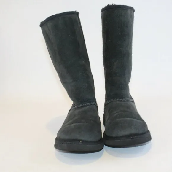 UGG Youth Sz 4 Classic Tall Black Suede Shearling Lined Pull On Mid Calf Boots
