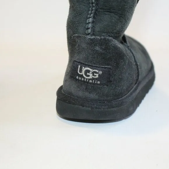 UGG Youth Sz 4 Classic Tall Black Suede Shearling Lined Pull On Mid Calf Boots
