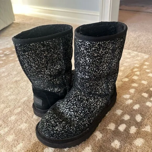 UGG Classic Short Foil Glam Black Boots