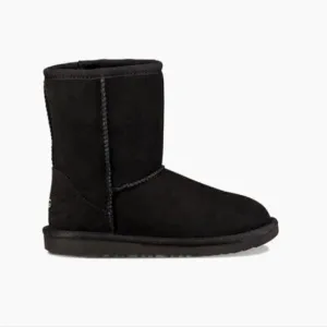 UGG Kids Classic II Boots black size 5 (Youth)