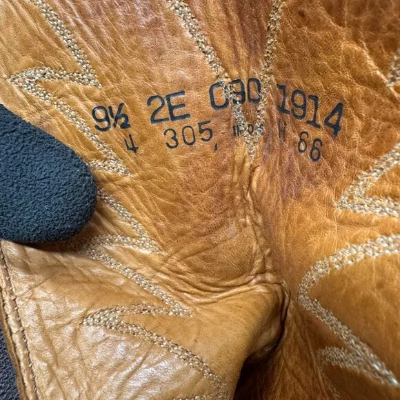 Unbranded Tan Suede Cowboy Boots Men's Size 9.5