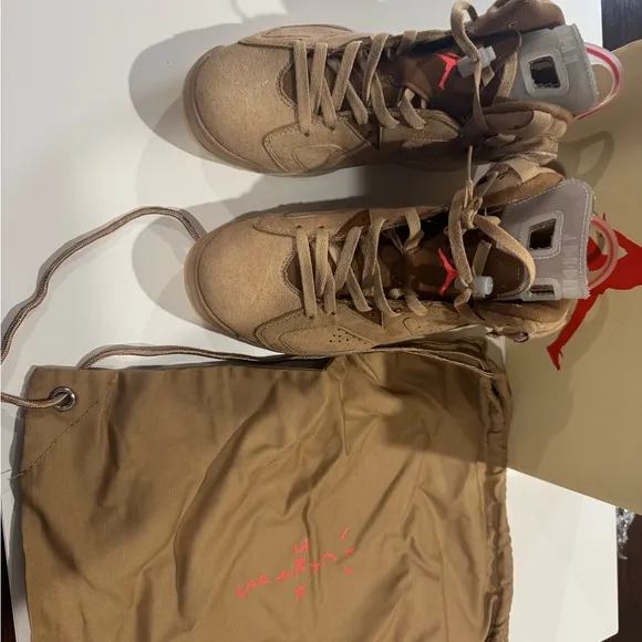 Used Nike Travis Scott Jordan 11 men’s size 10 shoes