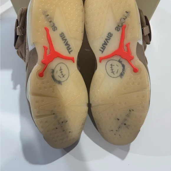 Used Nike Travis Scott Jordan 11 men’s size 10 shoes