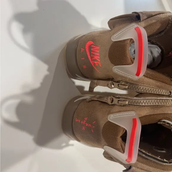 Used Nike Travis Scott Jordan 11 men’s size 10 shoes