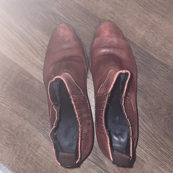 Vagabond Shoemakers Leather Rustic Brown Bootie