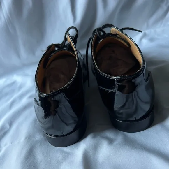 Valentino Garavani patent-leather Oxford shoes 40