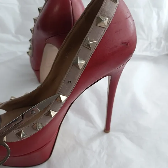 VALENTINO Rockstud Peep Toe  High Heels size 36