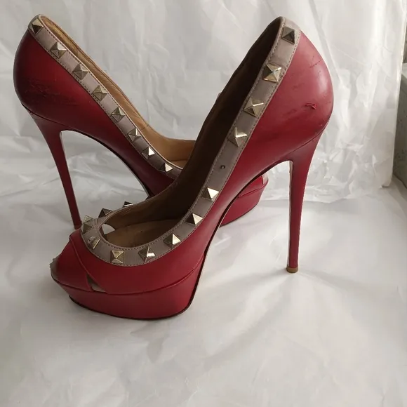 VALENTINO Rockstud Peep Toe  High Heels size 36