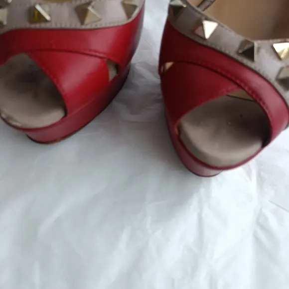 VALENTINO Rockstud Peep Toe  High Heels size 36