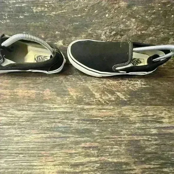 Vans Black Slides Slip On Shoes Men’s 7.5 Women’s 9