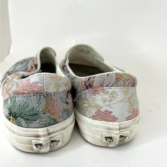 Vans Classic Slip On Floral Tapestry Sneaker Shoes Womens Size 10.5 Pre Owned