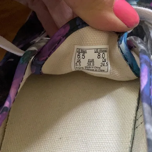Vans Digi Floral Black &amp; Purple Skate Shoe Sneaker Size 8 Women’s 6.5 Me…