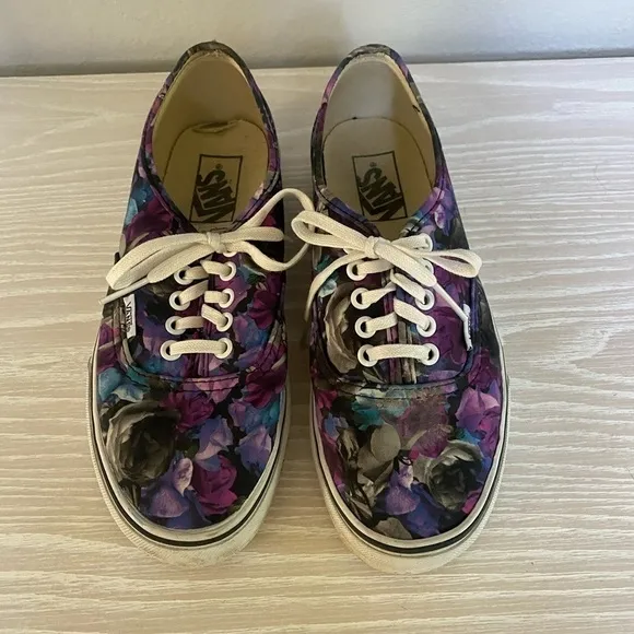 Vans Digi Floral Black &amp; Purple Skate Shoe Sneaker Size 8 Women’s 6.5 Me…