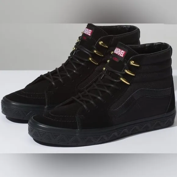 Vans Earth Marvel Black Panther High Tops, Men's Size 10. Black.