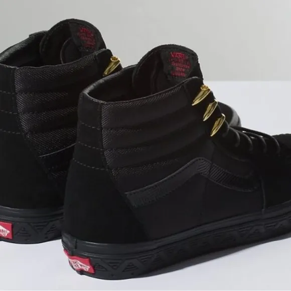 Vans Earth Marvel Black Panther High Tops, Men's Size 10. Black.