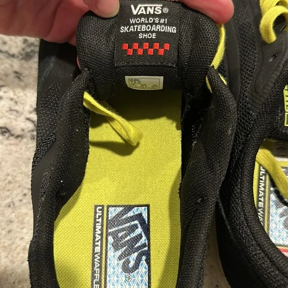Vans EVDNT UltimateWaffle Skate Shoes Black/Yellow Size [12]