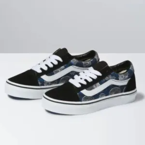 Vans Kids Old Skool Wireframe Skulls Skate Shoe Black/True White Size 2.5K NEW