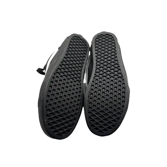 Vans Knu Mid Skate Shoe - Black / Black / White - Size 9.5M