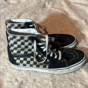 Vans leather blur checker high tops, black and white M9.5  W11