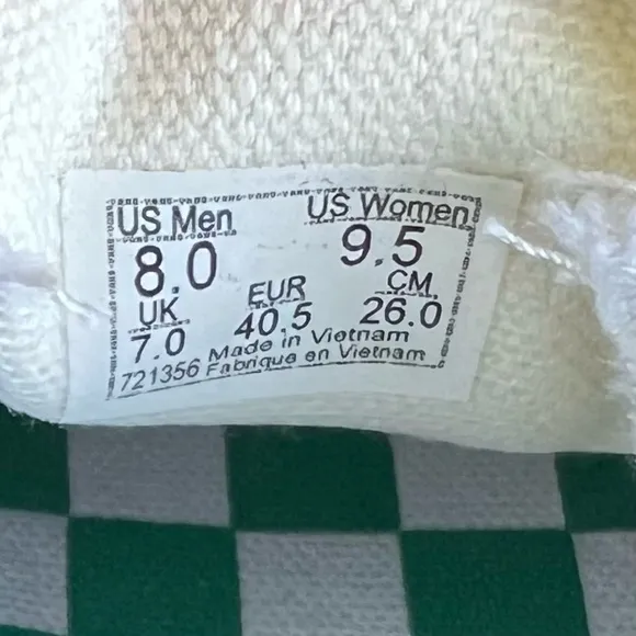 Vans Market Classic Slip On Unisex Skate Shoe Size 9.5 or 8 SKU#2549