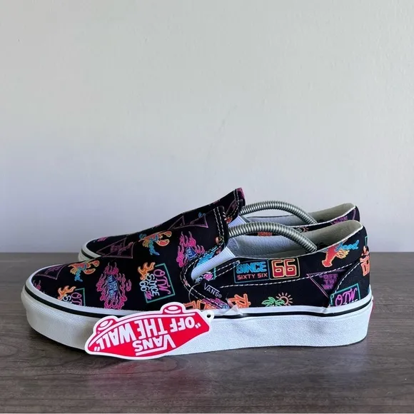 Vans Market Classic Slip On Unisex Skate Shoe Size 9.5 or 8 SKU#2549