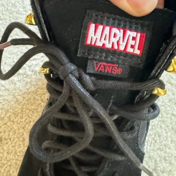 Vans Marvel Black Panther Sk8‎ Hi Womens Size 6 Black Suede Sneakers Shoes