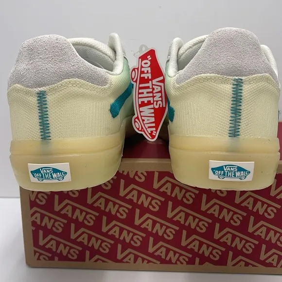 Vans Men's White and Green Sneakers Evdnt UltimateGradient White MlVN0A5DY7J5K