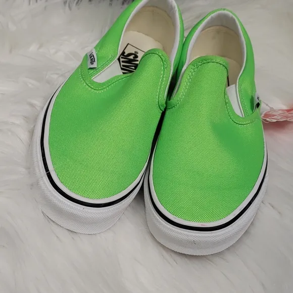 Vans neon green nib