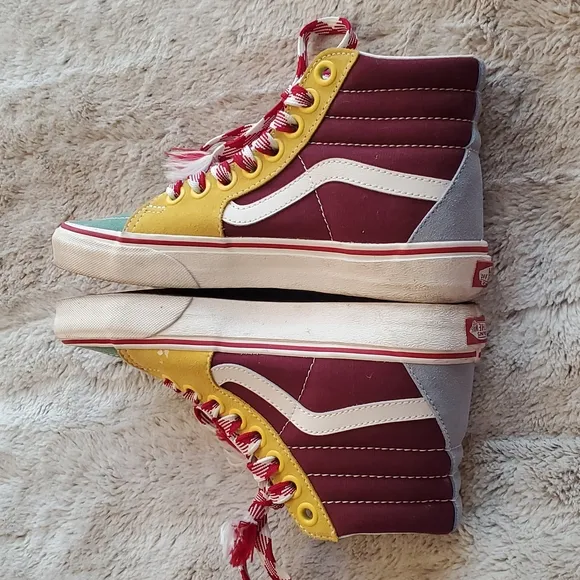 Vans Off The Wall Frayed Laces SK8-Hi High Top Shoes Fashion Sneaker Size 7 NWOT