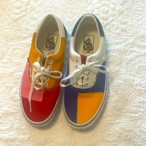 VANS Old Skool 70’s Inspired Colorblock Lace Up Shoes NWOT