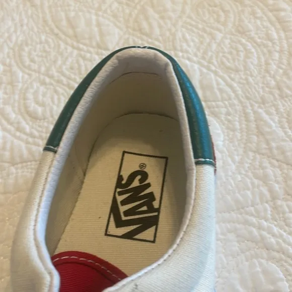 VANS Old Skool 70’s Inspired Colorblock Lace Up Shoes NWOT
