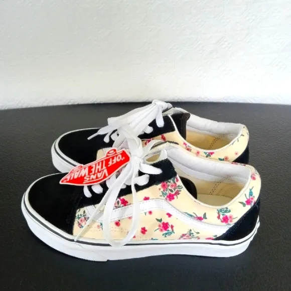 VANS Old Skool Ditsy Floral Skate Shoes NWT Men's 4.0/Women's 5.5