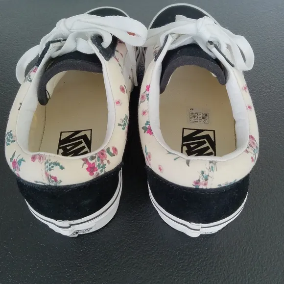 VANS Old Skool Ditsy Floral Skate Shoes NWT Men's 4.0/Women's 5.5
