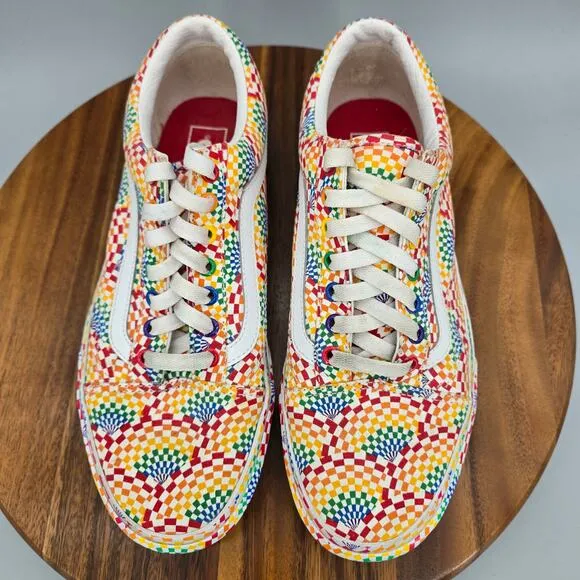 Vans Old Skool Pride Shoes Men 9.5 Multicolor Platform Low Top Athletic Sneakers