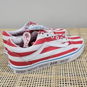 Vans Old Skool, (Where's Waldo?) International Stripes, Unisex M5.5, W7, NWT